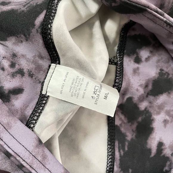 2 Piece Tie Dye Activewear Set - Bike Shorts and Sports Bra - Picture 15 of 16